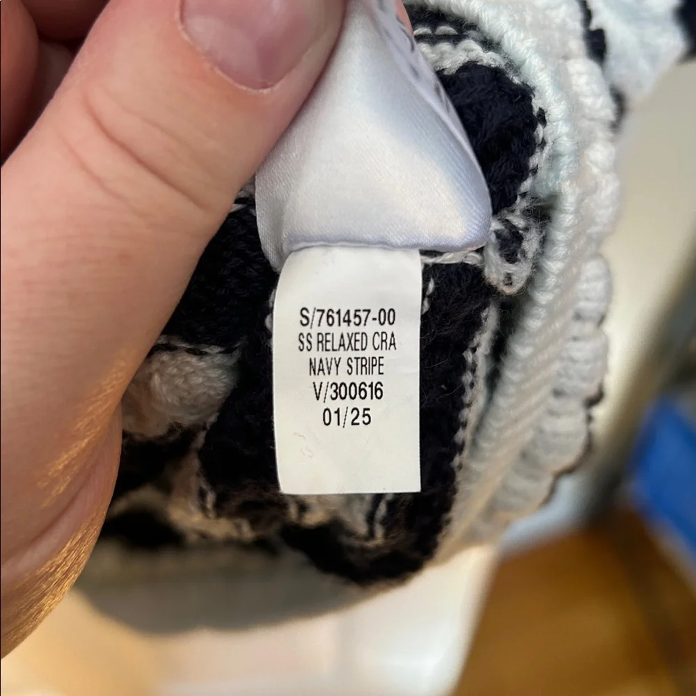 Old Navy Button-Down Crochet Sweater Navy Stripes size XXL - Picture 3 of 9